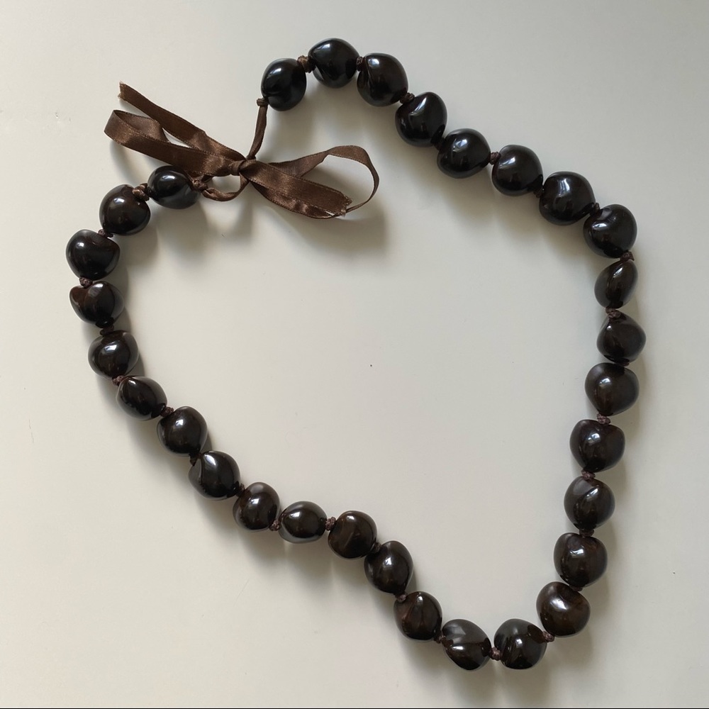 3/$30💚Brown chunky large shiny pebbles necklace